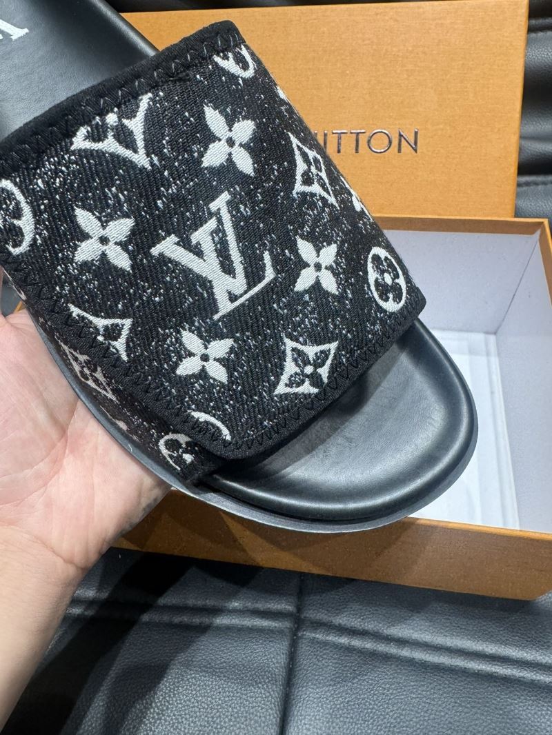 Louis Vuitton Slippers